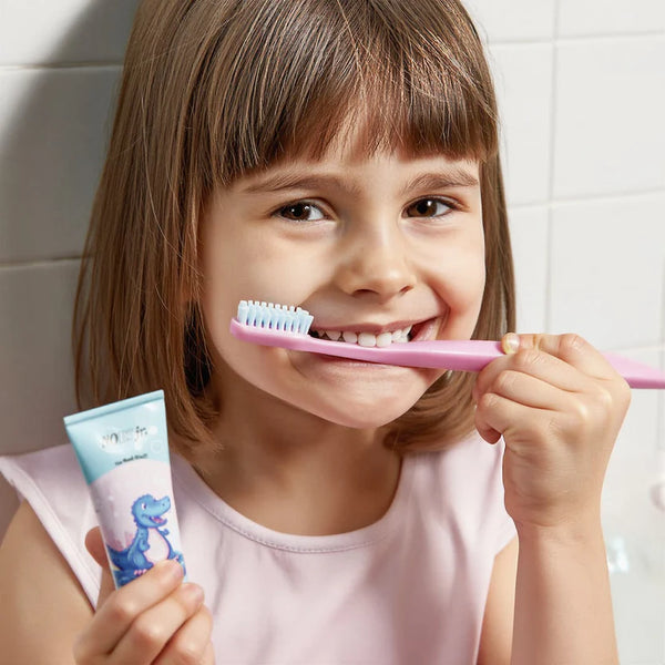 NoBS Jr. Pastă de dinți pentru copii fără fluor 3.4oz - Explozie de gumă de mestecat cu fructe de pădure