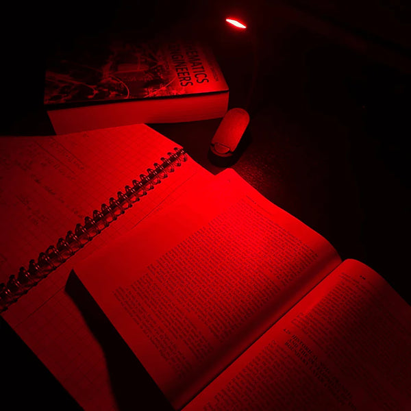 Lámpara de lectura con luz roja